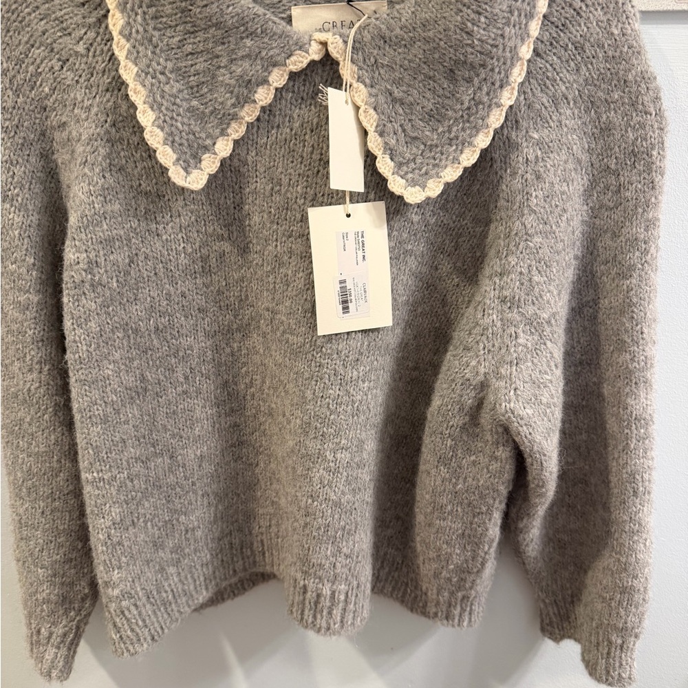 THE GREAT. Heather Gray Sweater with Cream Collar